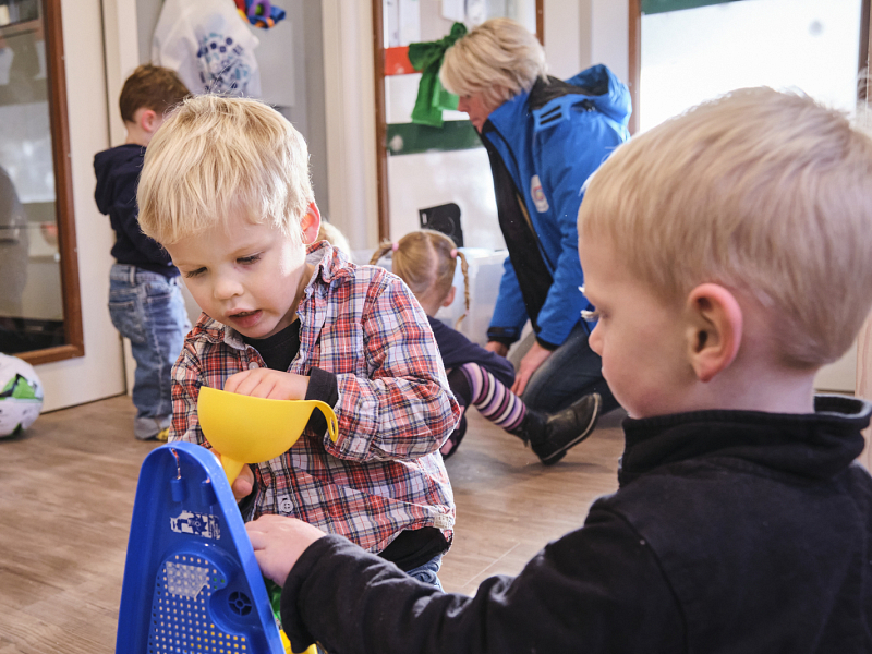 Zelfstandigheid op het kinderdagverblijf